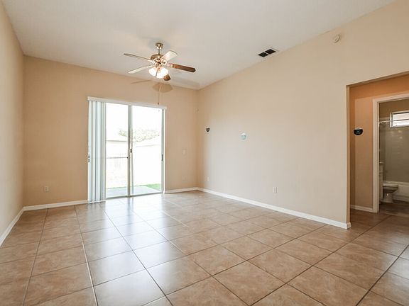 4th image of 12741 Woodbury Glen Dr