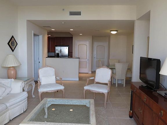 3rd image of 801 S Olive Ave Unit 701