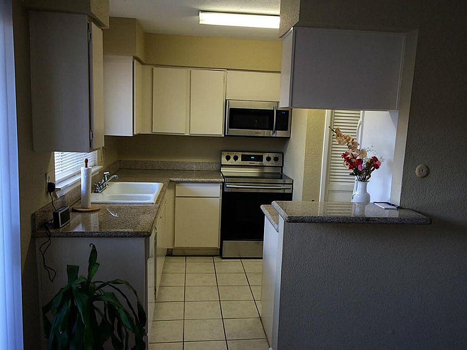 1st image of 9201 Clarewood Dr APT 130