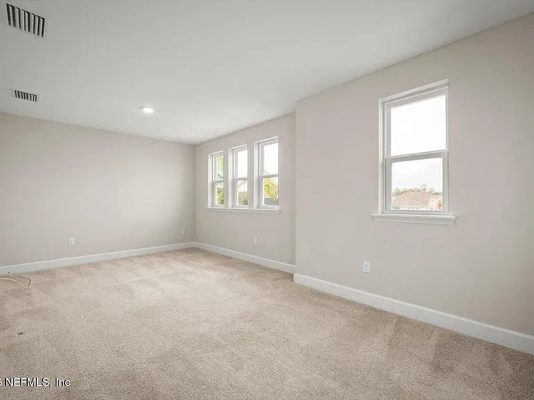 63 Millenia Dr — Photo 31