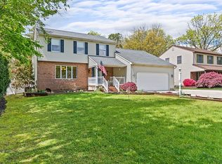73 Lakeshore Dr, Hammonton, NJ 08037