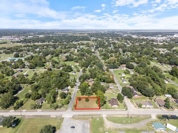 3319 Nolan Ave, Bay City, TX 77414