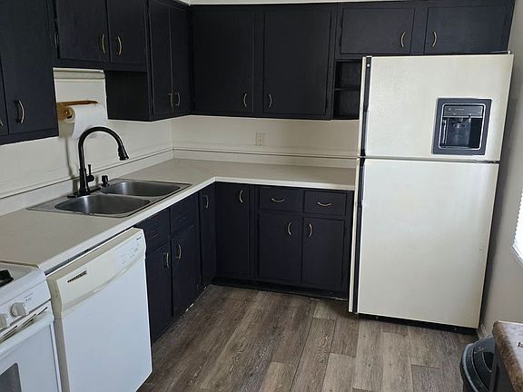 5th image of 235 W Hall St #A