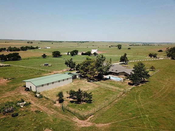 5th image of 413 County Road 1250