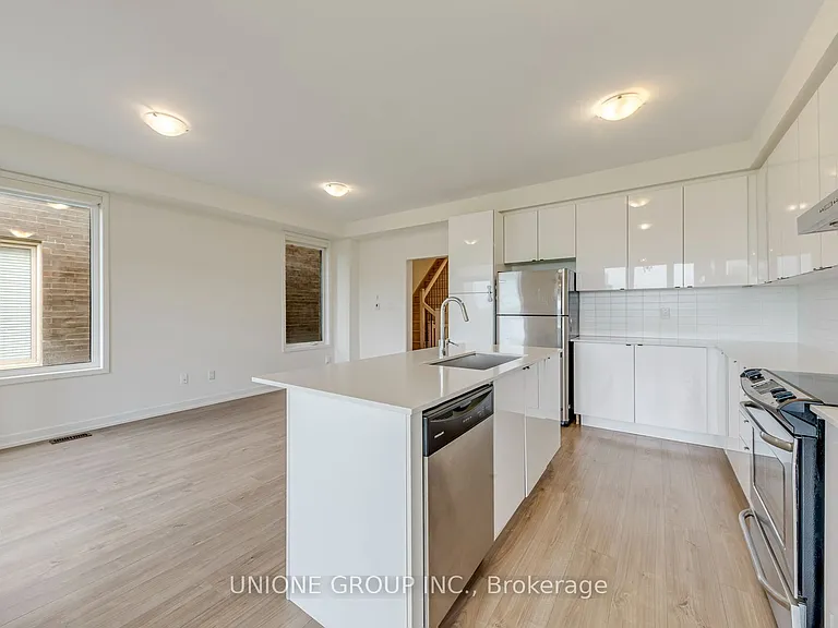 3177 Mintwood Cir — Photo 15