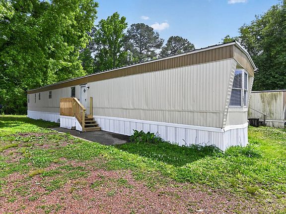 3rd image of 201 Daisy Dr #201