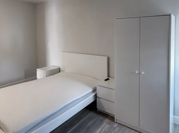 (undisclosed Address), Las Vegas, NV 89121