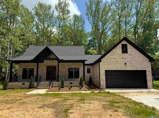 1708 Walnut St, Albertville, AL 35950