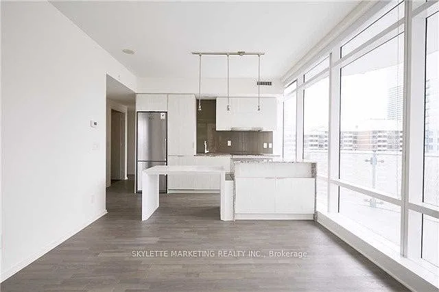 2 bed, $3,800 — Photo 1