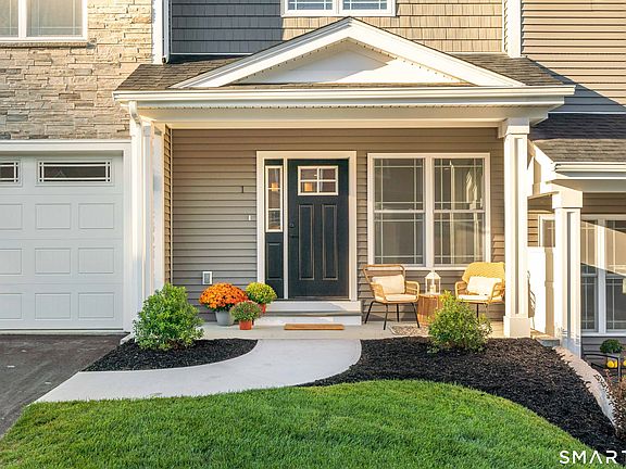 3rd image of 39 Valley View Drive #14B