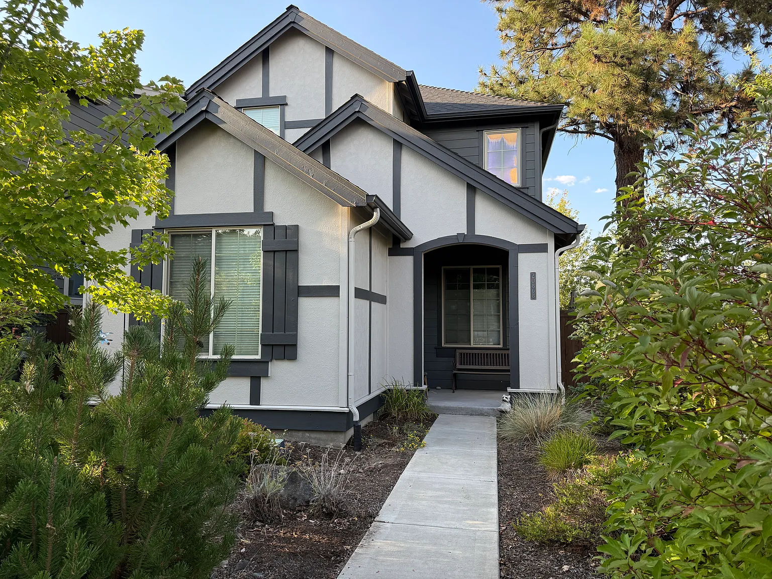 20868 Gateway Drive — Photo 1