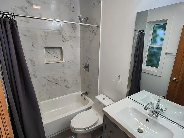 5537 N Spaulding Ave #2 — Photo 15