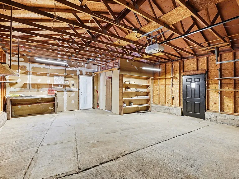151 Fawn Dr — Photo 4