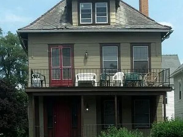 21 Meech Ave APT 2