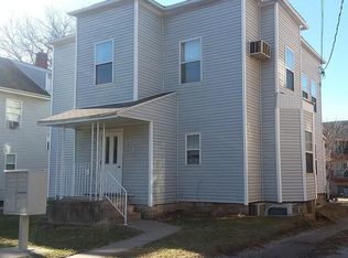 317 S Johnson St APT 2, Iowa City, IA 52240