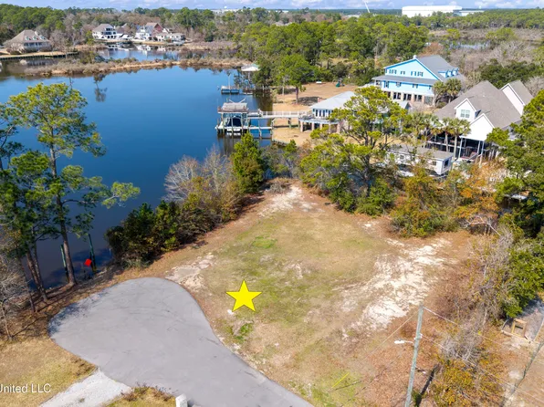 11606 Otto Ave, Gulfport, MS 39503