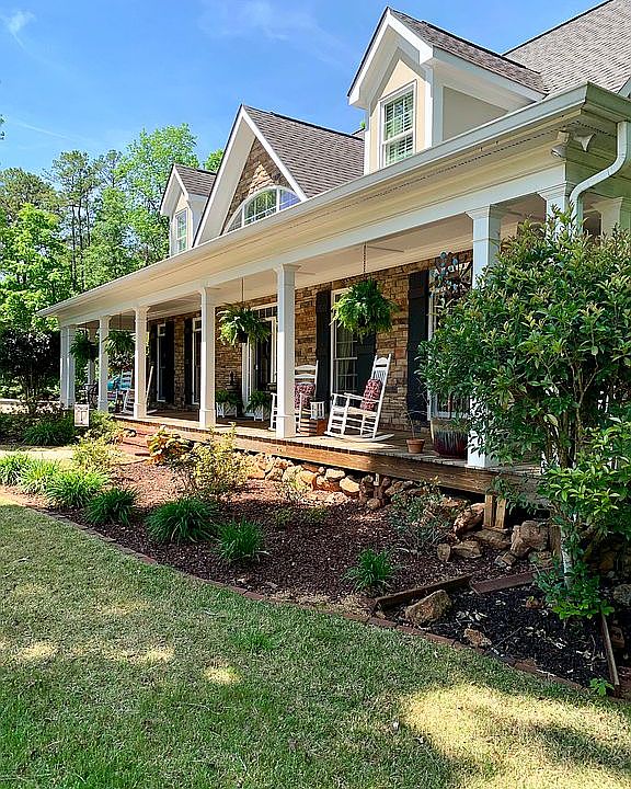 Right Elevation and Porch