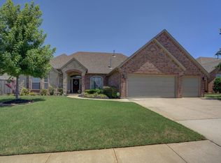 18312 Autumn Sage Dr, Edmond, OK 73012