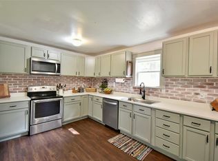 601 Park Ave, Sacred Heart, MN 56285