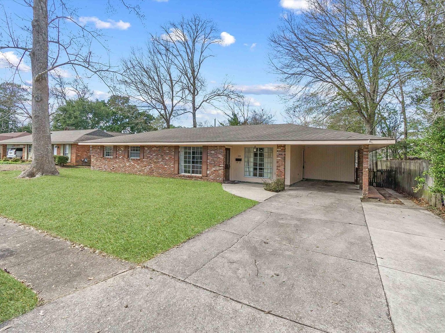 655 College Hill Dr, Baton Rouge, LA 70808 Zillow