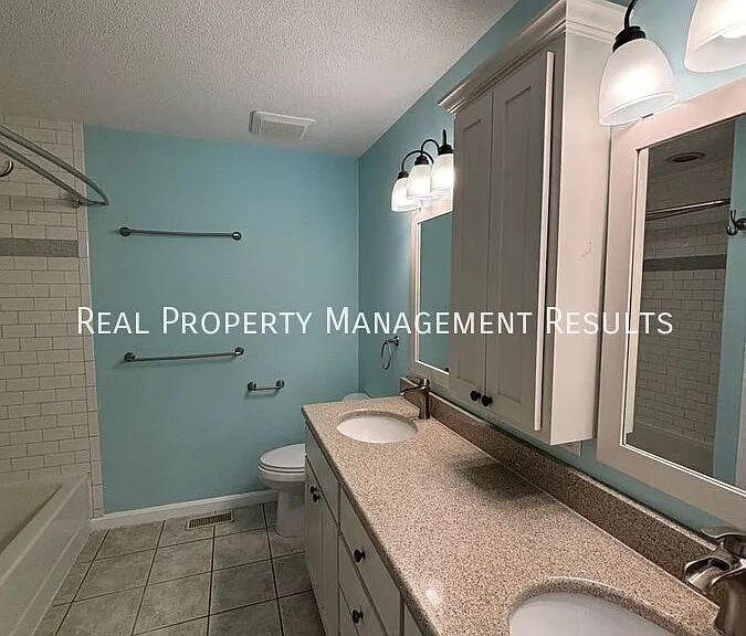5200 E Timberwood Dr — Photo 9