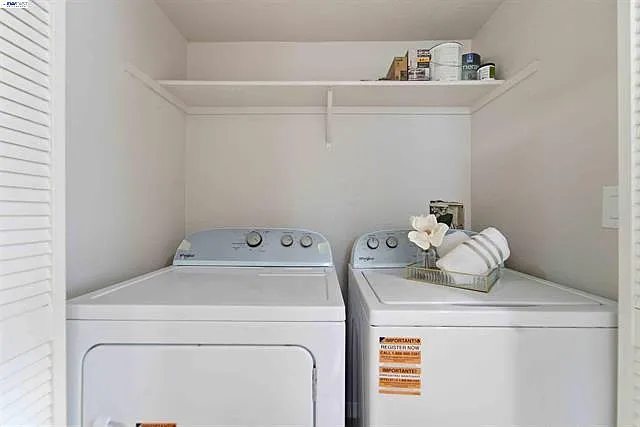2 bed, 945 sqft, $3,500 — Photo 4