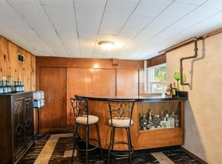 630 Eldridge Ave W, Roseville, MN 55113