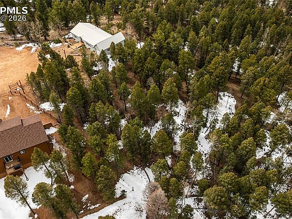 2nd image of 43 Dusti Cir