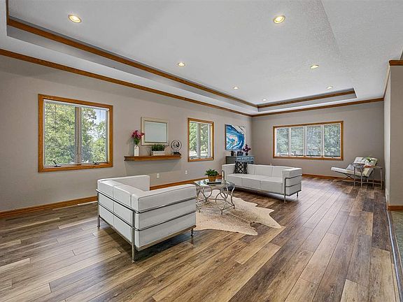 3rd image of 2717 Royal Oaks Dr NW