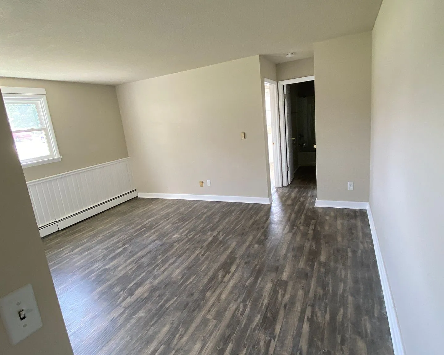 410 S 6th St — Photo 3