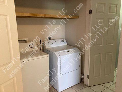 4th image of 321 Gloria St #0
