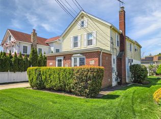 1994 Pine St, Baldwin, NY 11510