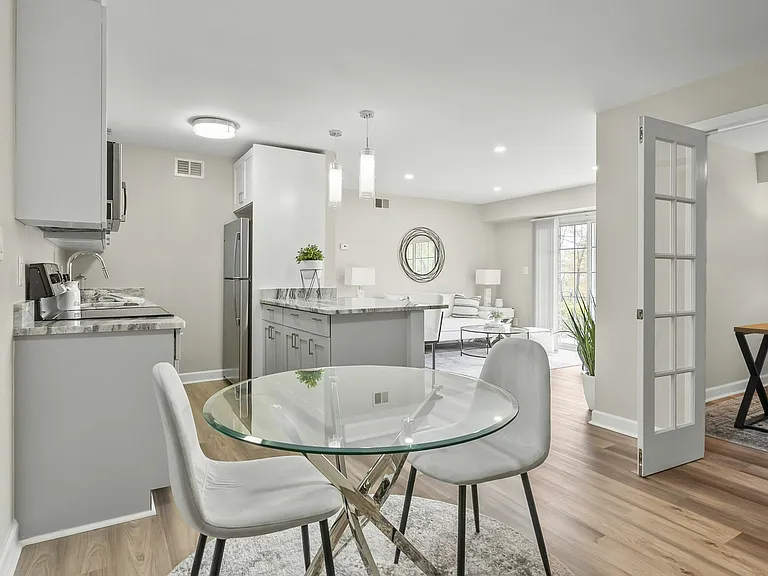 b7 living space