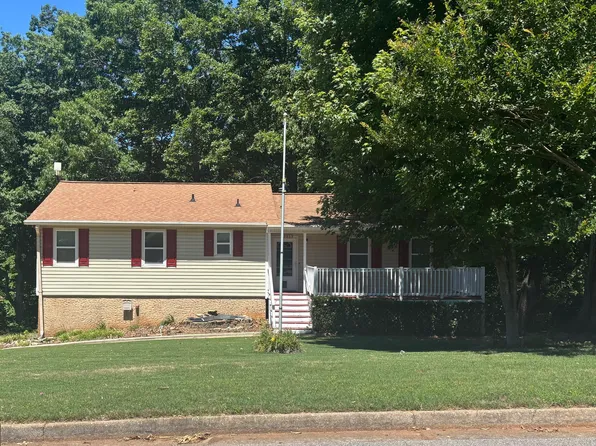 4135 Macduff Dr, Douglasville, GA 30135