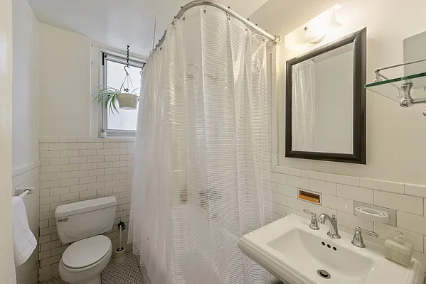 Sold by Ann Ferguson, LLC | media 4