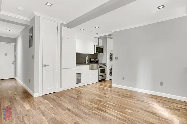 Rented by Centennial Properties NY | media 4