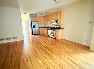 3349 N Clark St UNIT 1SW, Chicago, IL 60657