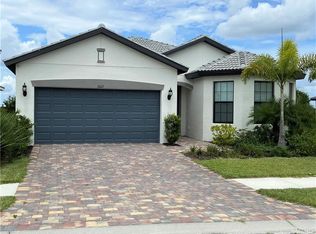 3617 E Hampton Cir, Alva, FL 33920