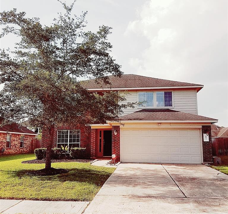 1st image of 5811 Village Grove Dr