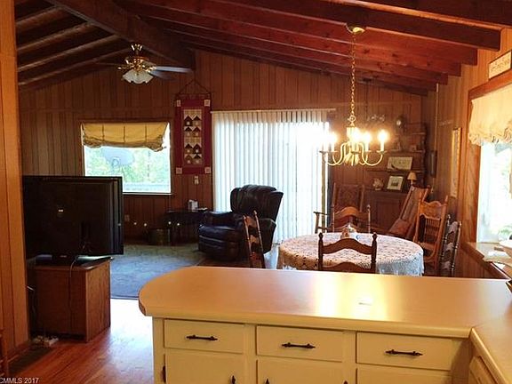 5th image of 226 Red Huckleberry Ln