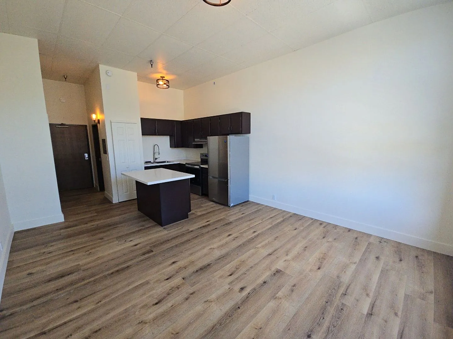 212 E PRM: Andrew (14) — Photo 3