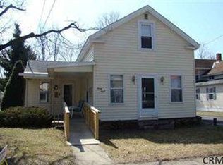 38 1st St, Glens Falls, NY 12801