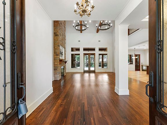 4th image of 3810 Oreana Ct