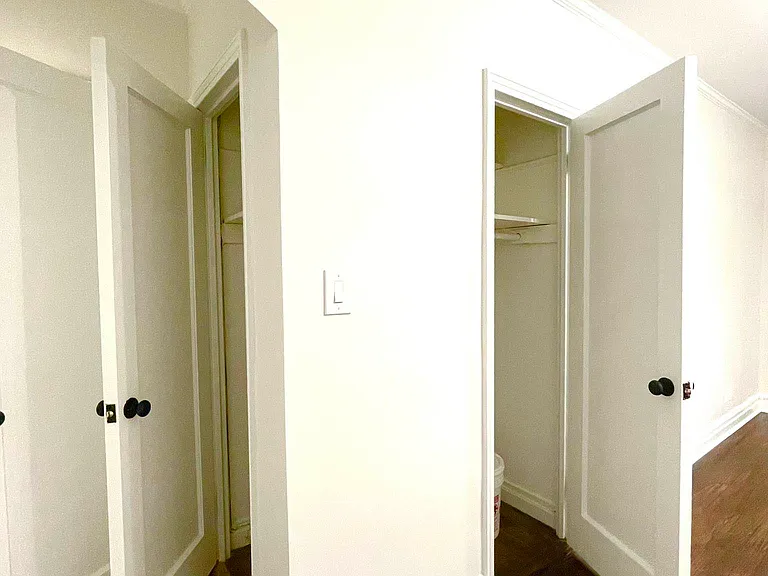 1901 Avenue N #1G — Photo 12