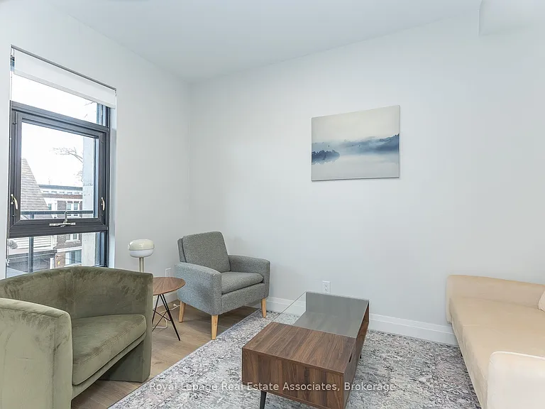 1000 Bathurst St #302 — Photo 11