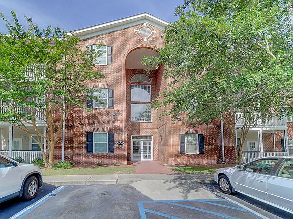 4th image of 1589 Cambridge Lakes Dr #206