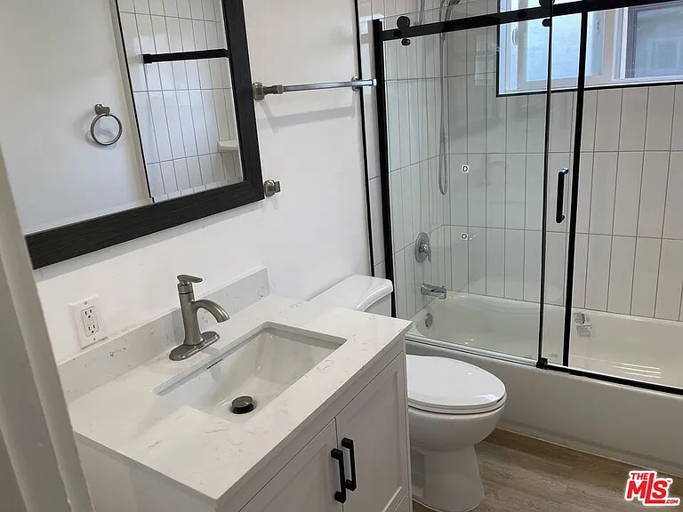 1419 Stanford St #D — Photo 20