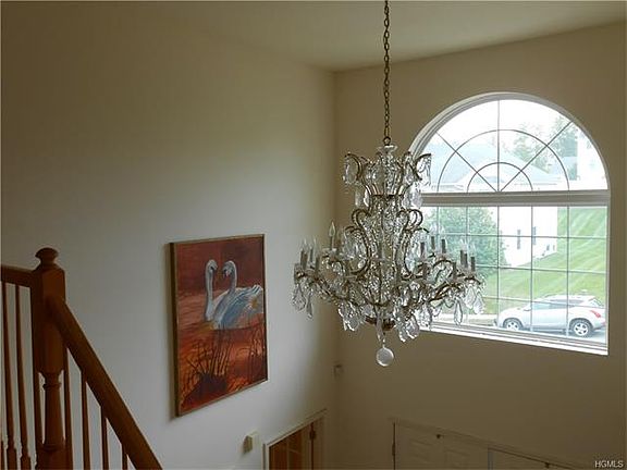 3rd image of 3026 Molly Pitcher Dr