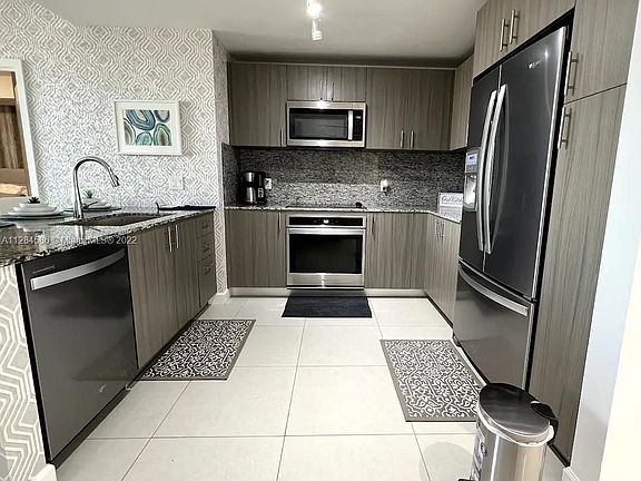 5th image of 5350 NW 84th Ave #1011
