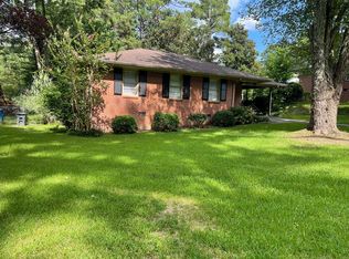 3040 Remington St, East Pt, GA 30344